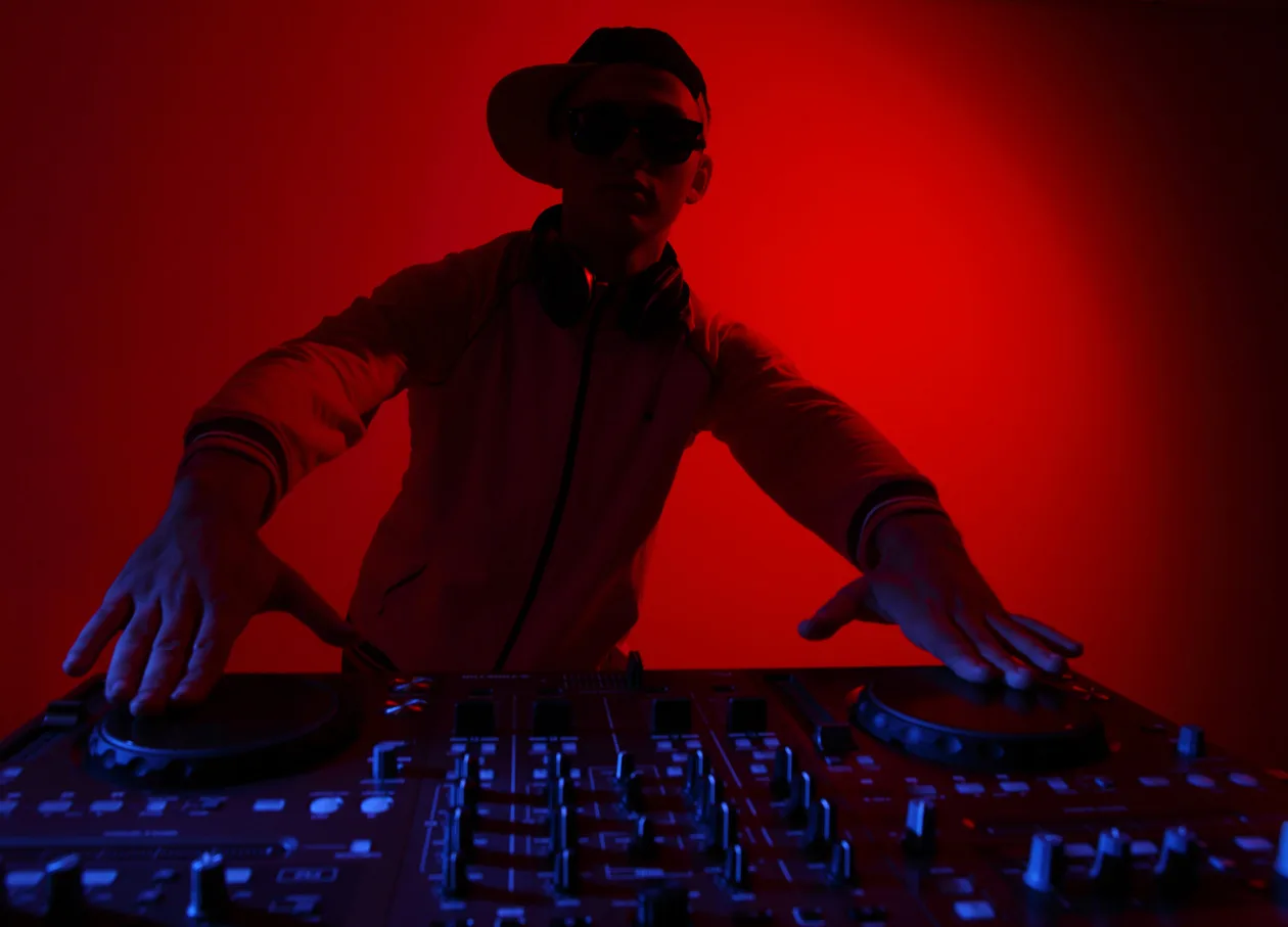 Live DJ Set